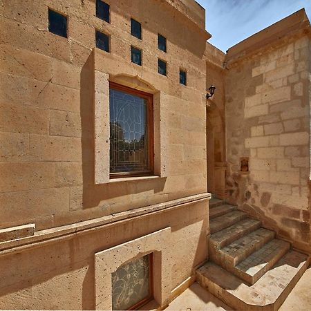 Charm Of Cappadocia Cave Suites ネヴシェヒル エクステリア 写真