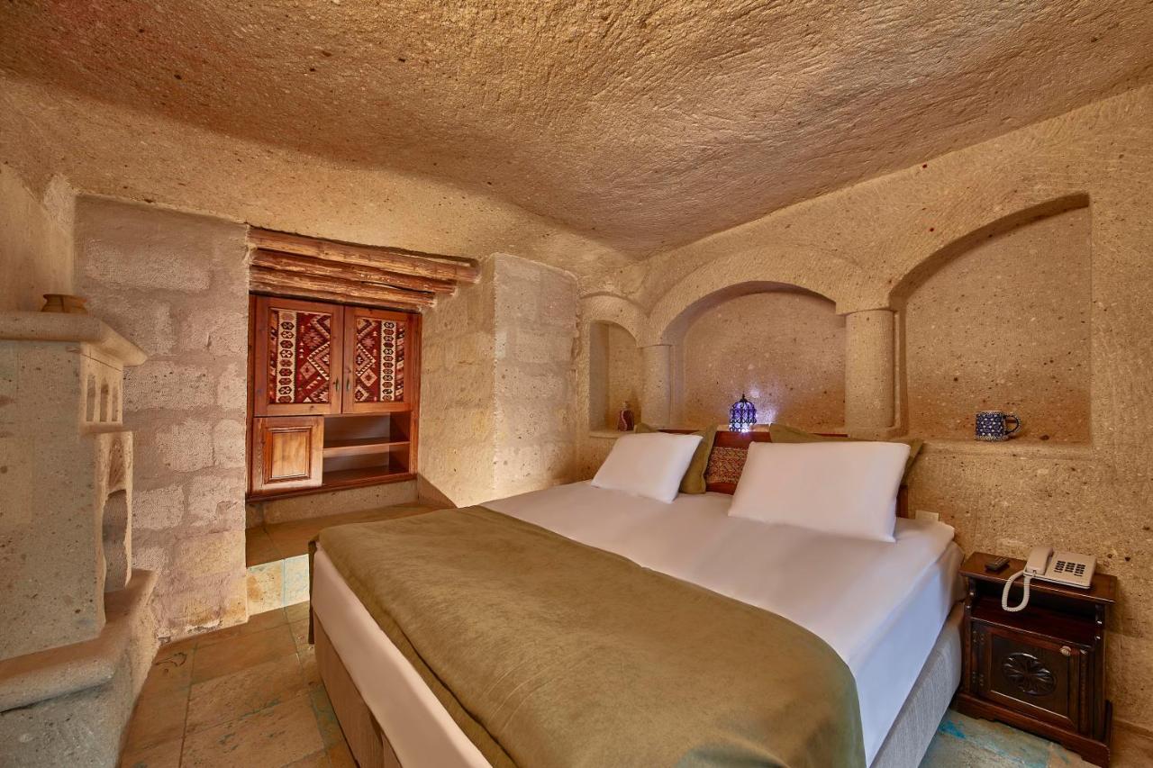 Charm Of Cappadocia Cave Suites ネヴシェヒル エクステリア 写真