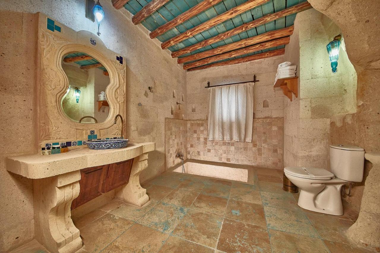 Charm Of Cappadocia Cave Suites ネヴシェヒル エクステリア 写真