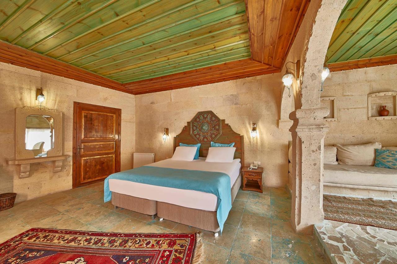 Charm Of Cappadocia Cave Suites ネヴシェヒル エクステリア 写真