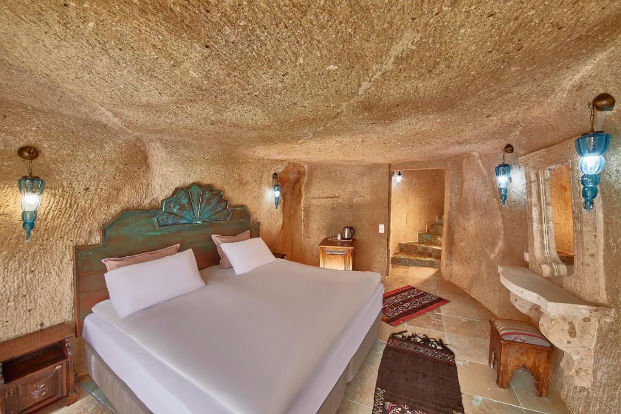 Charm Of Cappadocia Cave Suites ネヴシェヒル エクステリア 写真