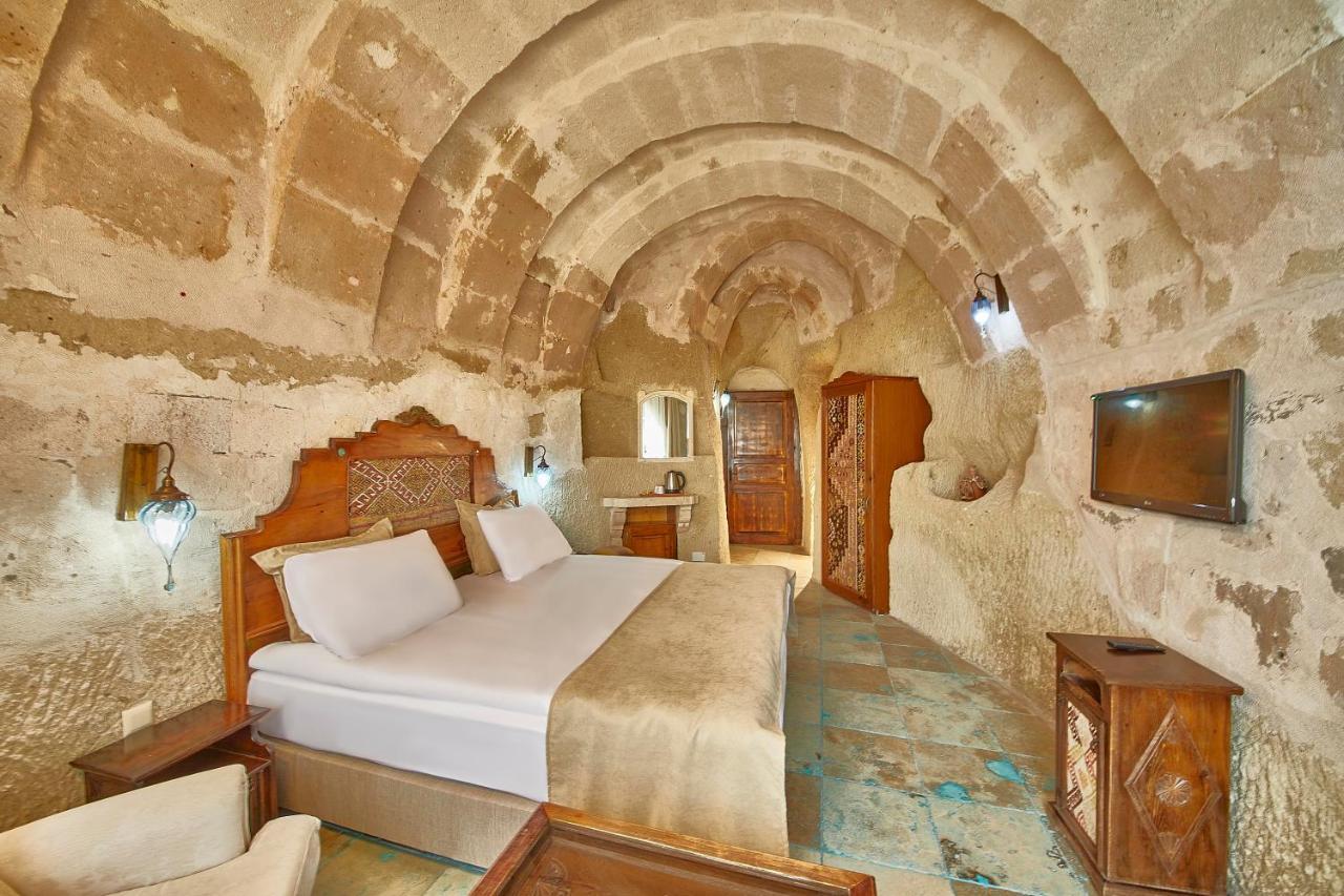 Charm Of Cappadocia Cave Suites ネヴシェヒル エクステリア 写真