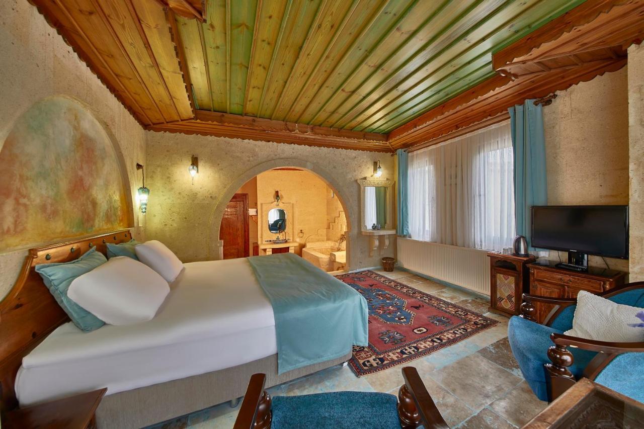 Charm Of Cappadocia Cave Suites ネヴシェヒル エクステリア 写真
