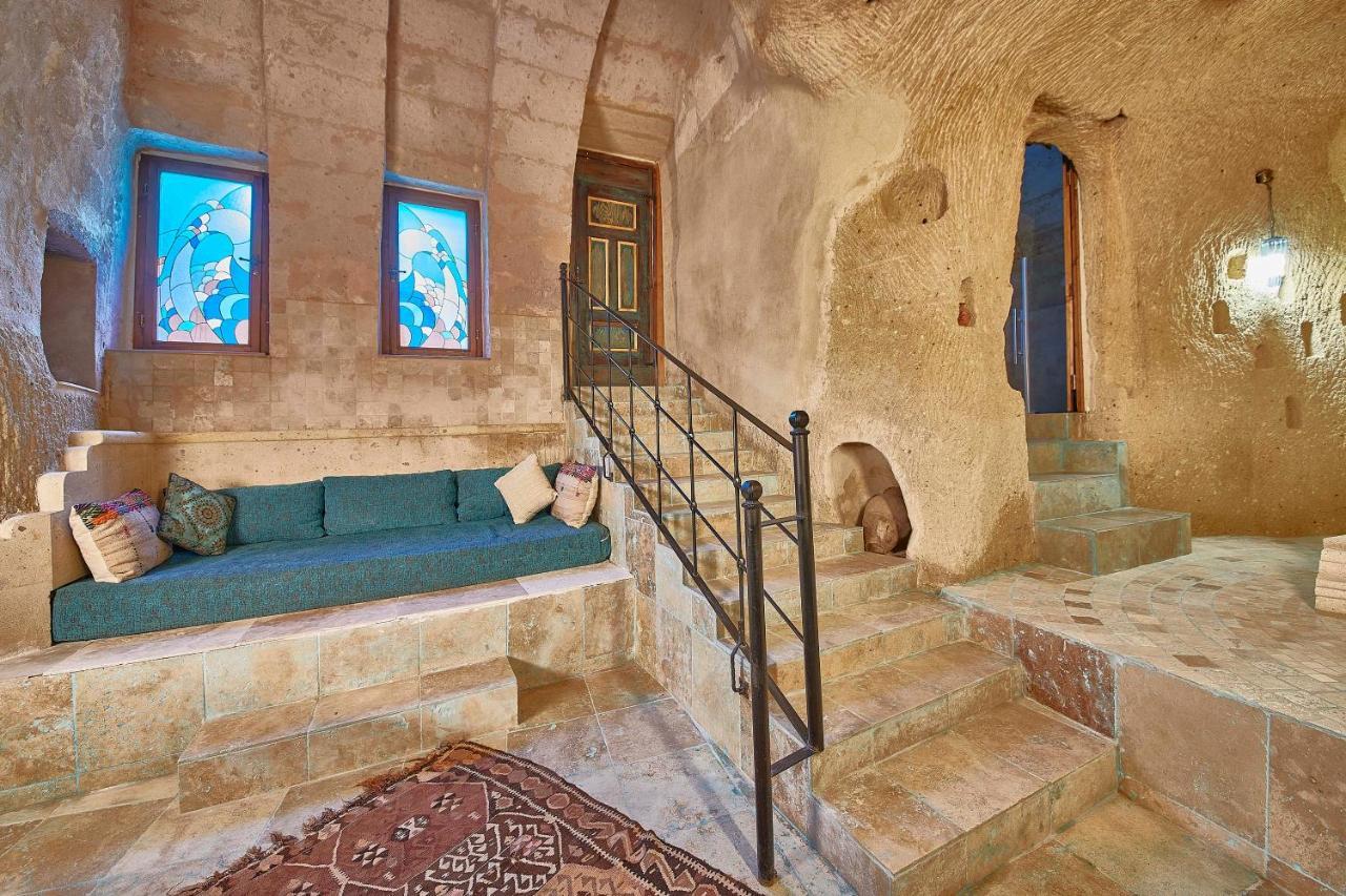 Charm Of Cappadocia Cave Suites ネヴシェヒル エクステリア 写真