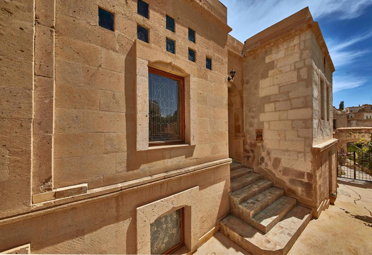 Charm Of Cappadocia Cave Suites ネヴシェヒル エクステリア 写真