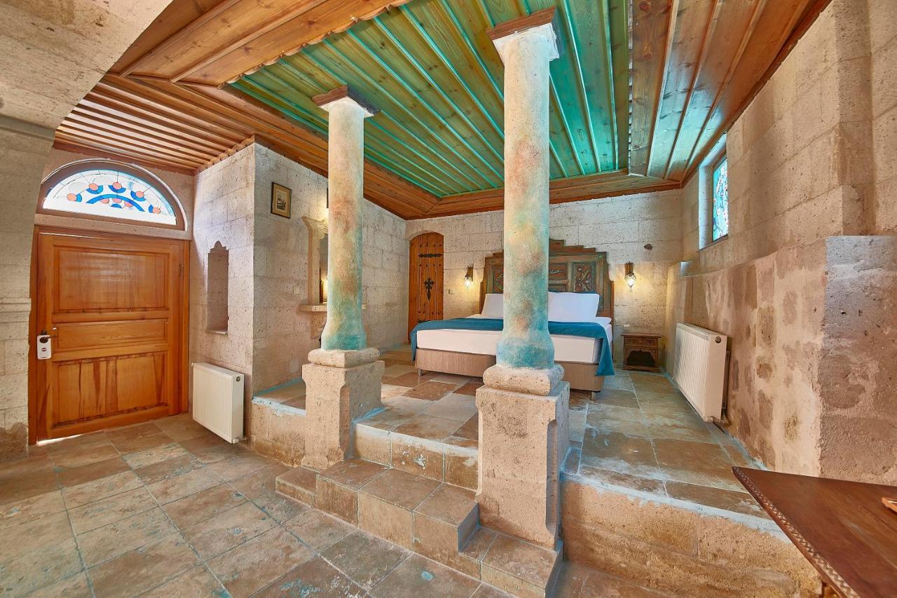 Charm Of Cappadocia Cave Suites ネヴシェヒル エクステリア 写真